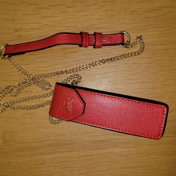 ❤️‍🔥Christian Louboutin Red Lipstick Case w gold tone chain - Picture 14 of 15